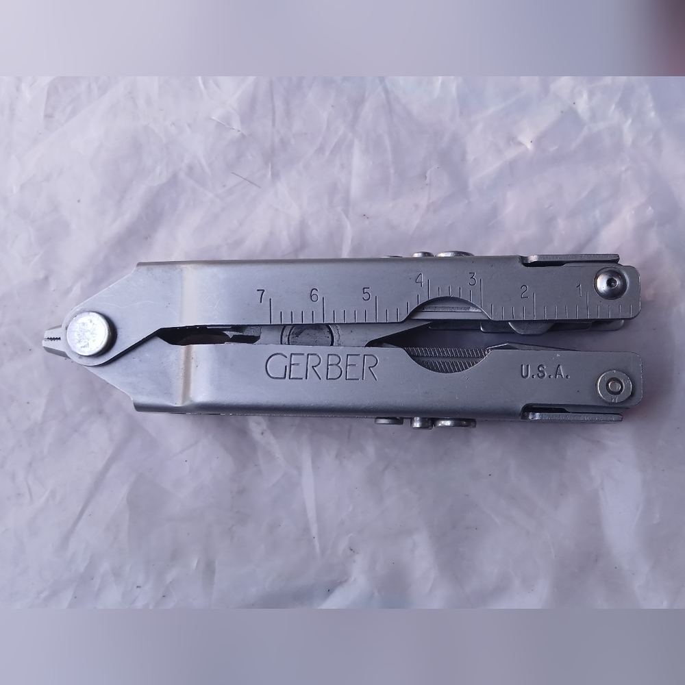 Gerber multi plier vintage.